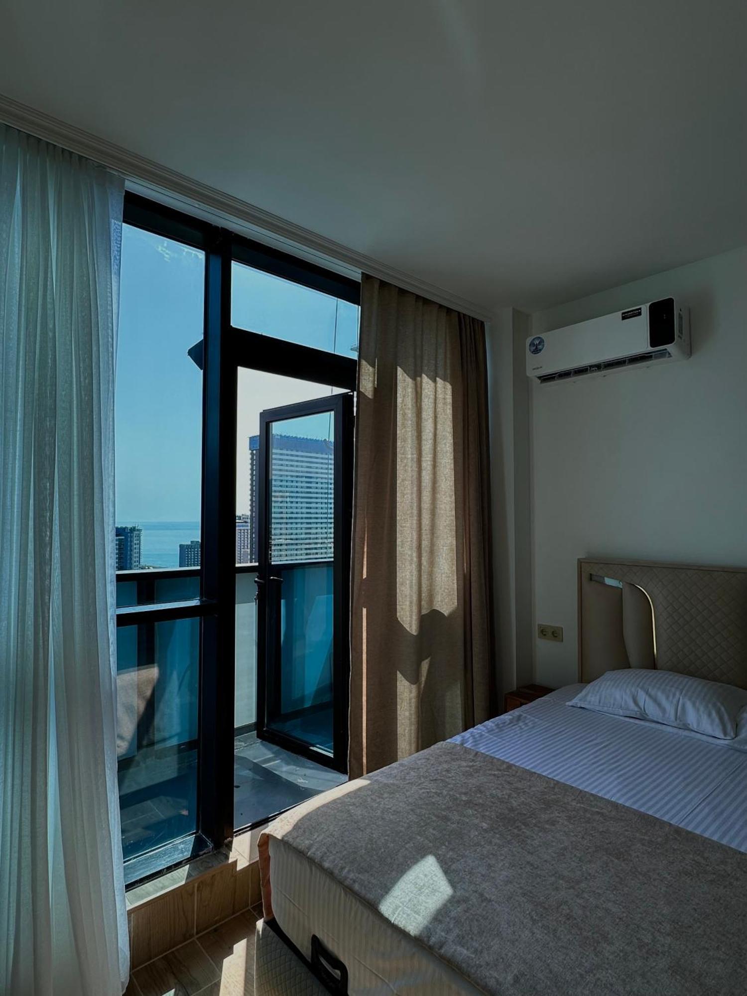 Dar Tower Panorama Apartments Батумі Екстер'єр фото